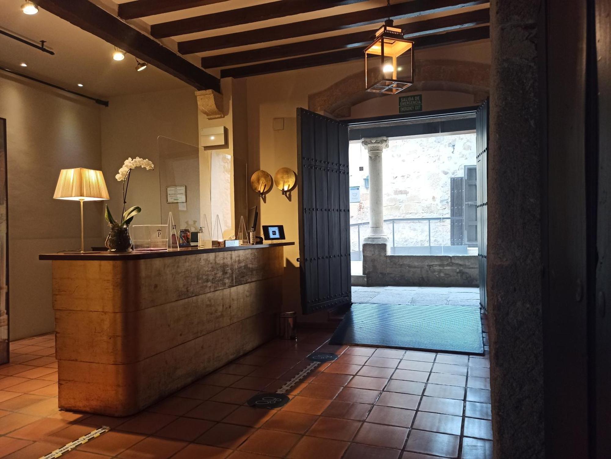 Parador De Trujillo Εξωτερικό φωτογραφία