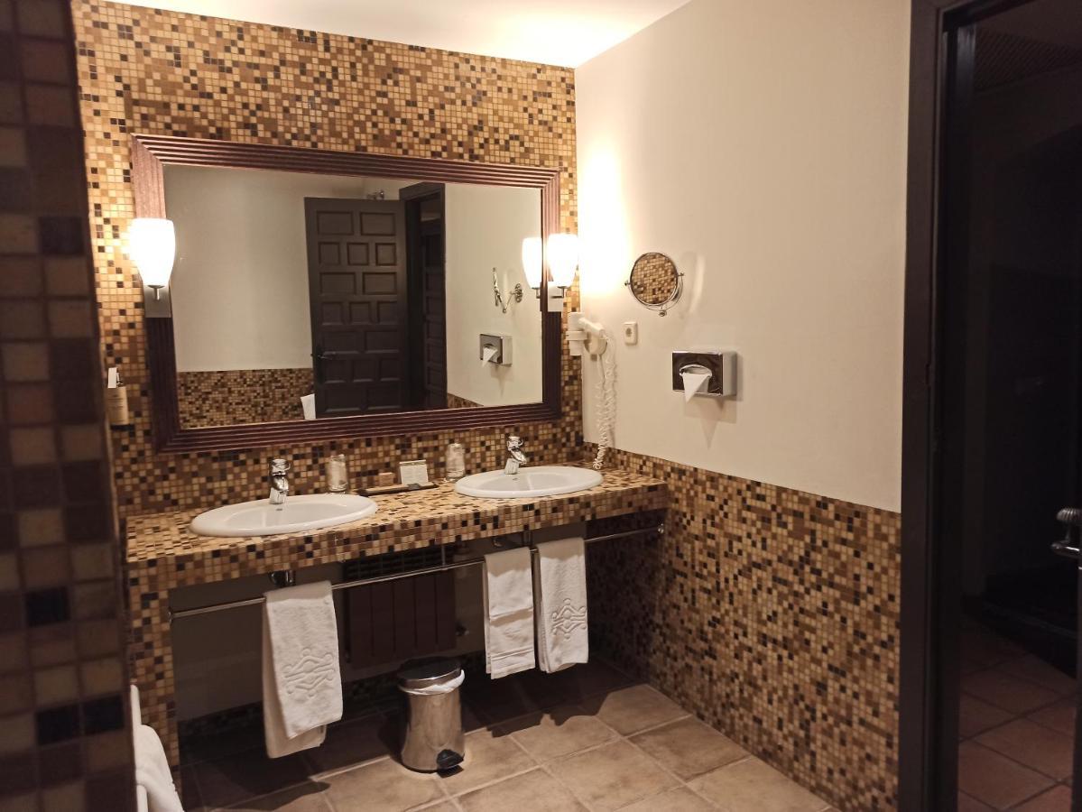 Parador De Trujillo Εξωτερικό φωτογραφία